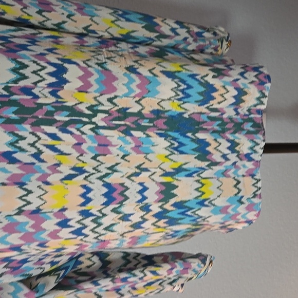 KARINA GRIMALDI Silk Blouse V Neck Chevron Multicolor Pattern Sz Large - Picture 8 of 11